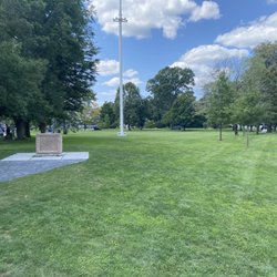 Lexington Visitors Center - Lexington Green