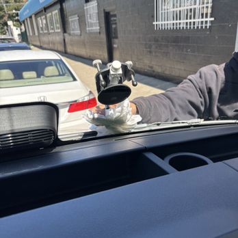 Auto Glass Now - In and Out. Great service. - Auto Glass Services Near Me - Oakland, California