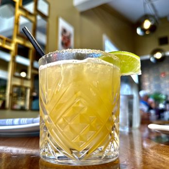 Willi's Wine Bar - Magarita - Wine Bars Near Me - Santa Rosa, California Willi's Wine Bar - Magarita - Wine Bars Near Me - Santa Rosa, California