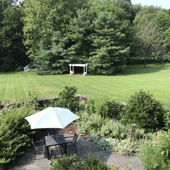 Pheasant Run Farm - The bridge to the left and arch to the right - Bed & Breakfast Near Me - Lancaster, Pennsylvania
