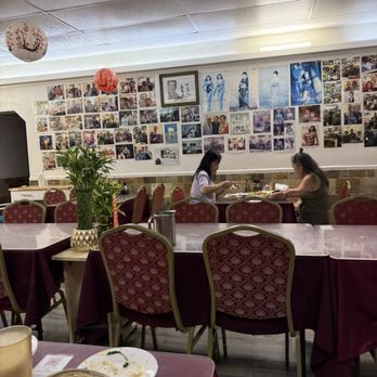 Mai Lan Fine Vietnamese Cuisine - Interior. Lots of Japanese celebrities dined here. - Vietnamese Near Me - Honolulu, Hawaii