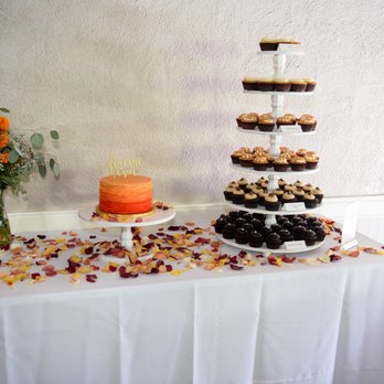 Cupcakin' Bake Shop - Cupcake tower and cake - Bakeries Near Me - Berkeley, California
