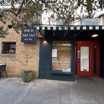 Arturo's Underground Cafe - Cafes Near Me - Austin, Texas