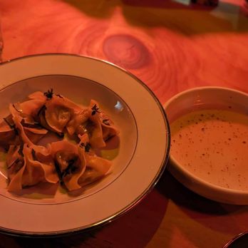 The Eaves - Vietnamese Near Me - Somerville, Massachusetts