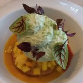 Les Papilles - Sablé aux agrumes avec mousse pistache - French Near Me - Bougival, 78
