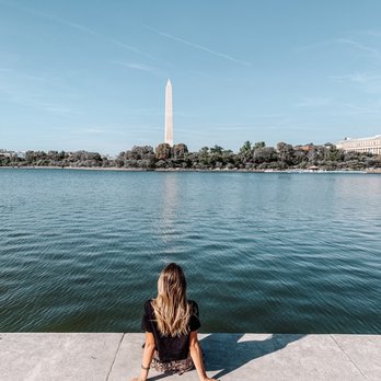 DC Trails - View of Washington Monument from Jefferson Memorial - Buses Near Me - Lorton, Virginia