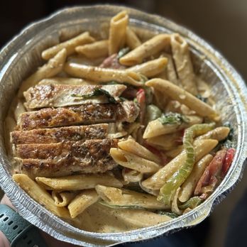 Falling Sky Brewing - Cajun chicken penne - Gastropubs Near Me - Eugene, Oregon