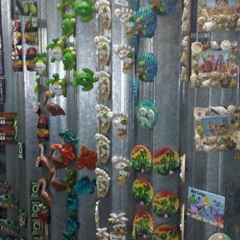 Shell World - Magnet wall - Gift Shops Near Me - Key Largo, Florida