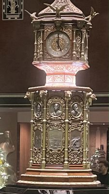 Peacock Alley by null