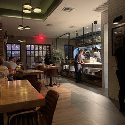 R40 - Updated June 2025 - 551 Photos & 226 Reviews - 47-16 Vernon Blvd ...