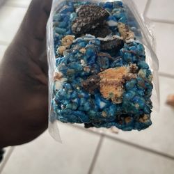 Sweet Abayomi - Blue Monster Rice Crispy