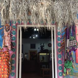 Galeria Tanana - Store front