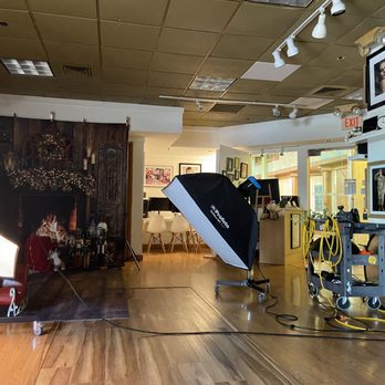Photography Studio THE VIBE - Session Photography Near Me - Honolulu, Hawaii