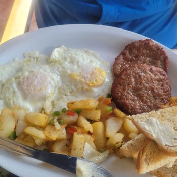 7 Mile Grill - 2 eggs with sausage, potatoes, and toast - Seafood Near Me - Marathon, Florida