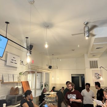 Bōm Dough - Inside - Brazilian Near Me - Cambridge, Massachusetts