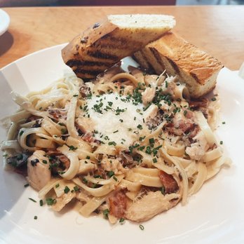 Skybox Taphouse - Pizza Near Me - Honolulu, Hawaii Skybox Taphouse - Pizza Near Me - Honolulu, Hawaii