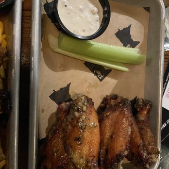 Minnesota Burger Company - Garlic Parmesan wings - Burgers Near Me - Apple Valley, Minnesota