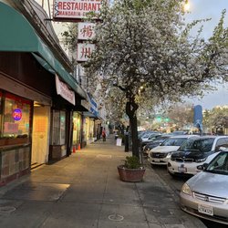 Adams Point Neighborhood