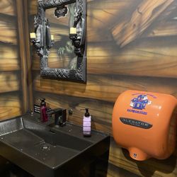 Bathroom decor