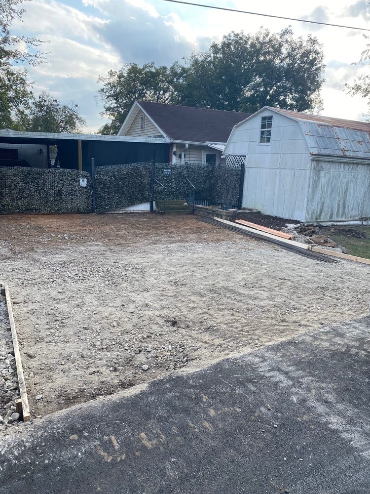 Slide of Lone Star Tree & Roofing Services