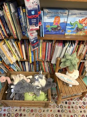 Nantucket Bookworks by null