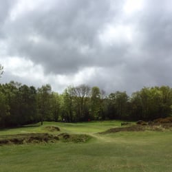 Royal Ashdown Forest Golf Club - Green guarded by heather