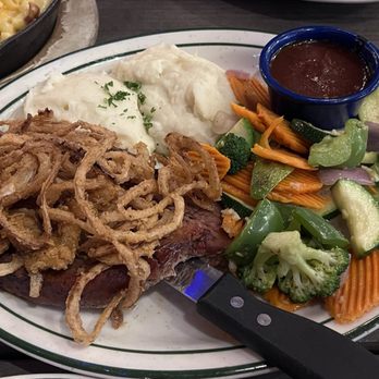 Mama's Comfort Food & Cocktails - Mama's Homemade Meatloaf - New American Near Me - Huntington Beach, California Mama's Comfort Food & Cocktails - Mama's Homemade Meatloaf - New American Near Me - Huntington Beach, California