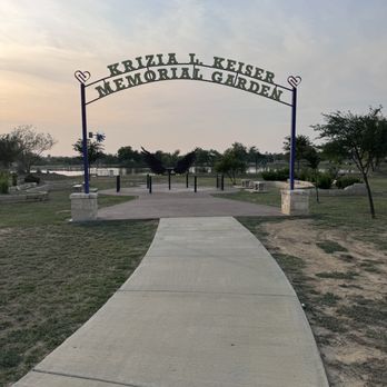 Jovita Idar’s El Progreso Park - Keiser Memorial Garden - Basketball Courts Near Me - Laredo, Texas