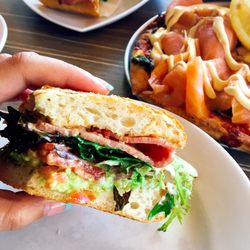 Earth-N-Sea Pizza & Pasta - Amazing BLT