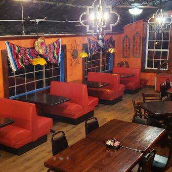 La Casa Agave Mexican Grill - tables and chairs - Mexican Near Me - Pinehurst, Texas La Casa Agave Mexican Grill - tables and chairs - Mexican Near Me - Pinehurst, Texas