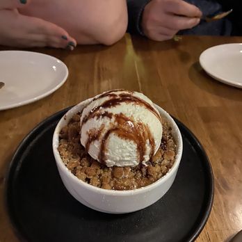 Siren Restaurant & Bar - Peach Seasonal Cobbler - Seafood Near Me - Brooklyn, New York Siren Restaurant & Bar - Peach Seasonal Cobbler - Seafood Near Me - Brooklyn, New York