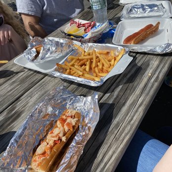 The Lobster Hut - Lobster Roll 5oz and Hot Dog Platter - Food Trucks Near Me - Milford, Connecticut The Lobster Hut - Lobster Roll 5oz and Hot Dog Platter - Food Trucks Near Me - Milford, Connecticut