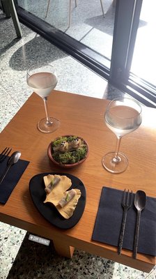 DIM Dining* by null