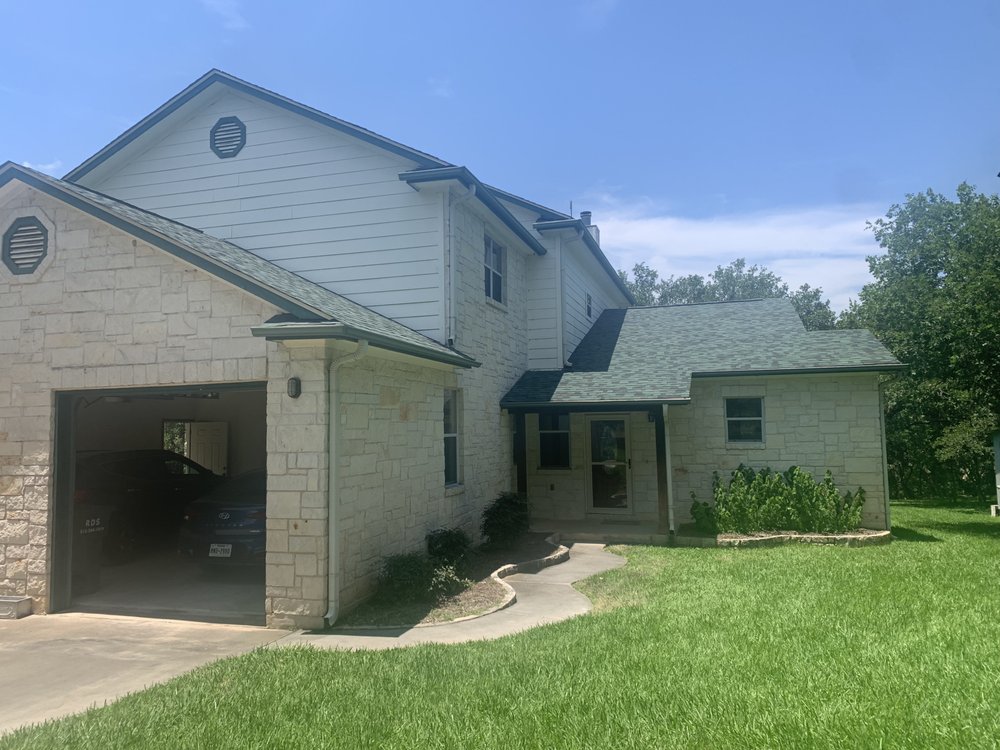 Slide of Roofing Contractor Solutions