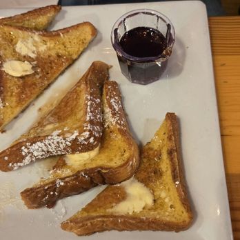 Liberty Public House - French toast - New American Near Me - Richmond, Virginia Liberty Public House - French toast - New American Near Me - Richmond, Virginia