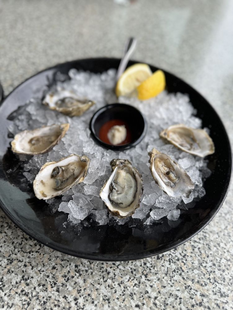 PIRATE’S COVE RESTAURANT Updated November 2024 231 Photos & 399