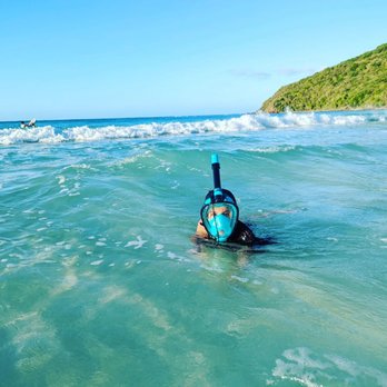 Flamenco Beach - Bring your snorkel mask and find Nemo. - Beaches Near Me