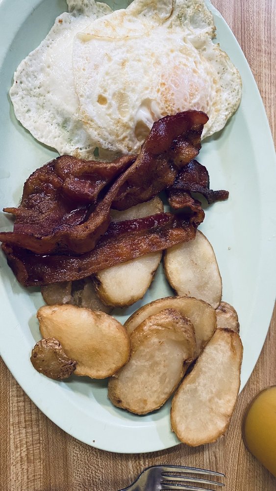 LITTLE BISCUIT BARN 30 Photos & 20 Reviews 324 north main street