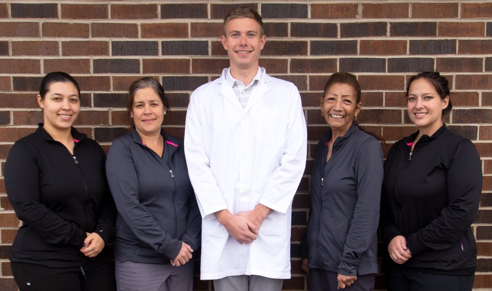 WEST ALLIS SMILES DENTAL Updated October 2024 5400 W Lincoln Ave