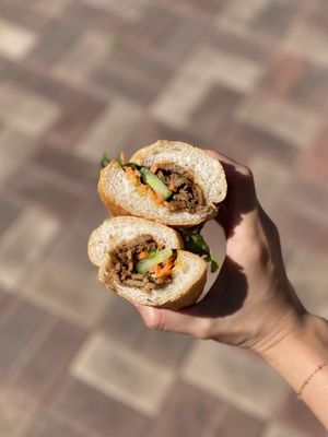Thim Hing Banh Mi by null