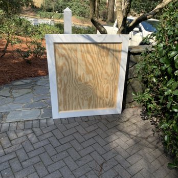 YMH Construction - Carpet and wood work - General Contractors Near Me
