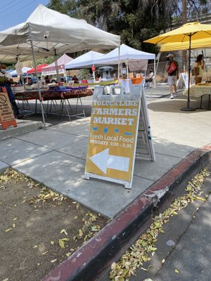 Toluca Lake Farmers Market by null