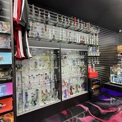 Smokes & More