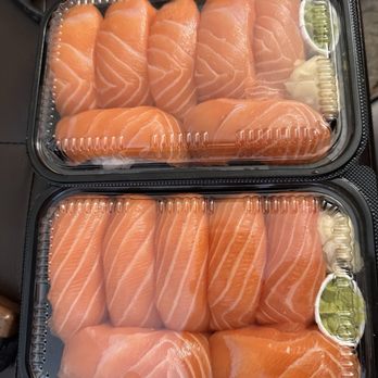 Sushi Blue - 7 Piece Salmon Sushi look at the marbling on that salmon. Perfect and buttery - Sushi Bars Near Me - Lynnwood, Washington Sushi Blue - 7 Piece Salmon Sushi look at the marbling on that salmon. Perfect and buttery - Sushi Bars Near Me - Lynnwood, Washington