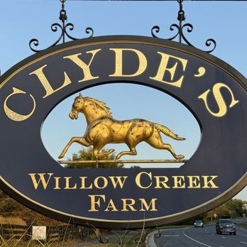 Clyde's Willow Creek Farm - New American Near Me - Broadlands, Virginia