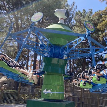 Linus Launcher - 4/18/22 - Amusement Parks Near Me - Buena Park, California