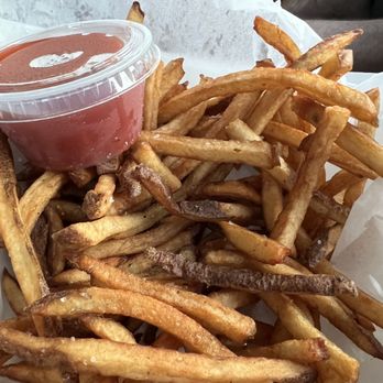 Dante's Pizza Company - Fries - Pizza Near Me - York, Maine