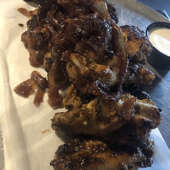 V Pizza + Sidecar - House wings - Pizza Near Me - Gainesville, Florida V Pizza + Sidecar - House wings - Pizza Near Me - Gainesville, Florida
