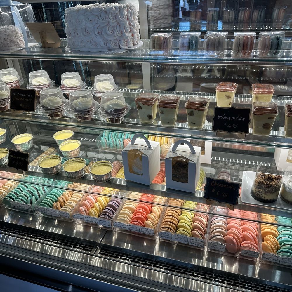 Adelyn Bakery Boutique - Macaron and pastries - Bubble Tea Near Me - Round Rock, Texas