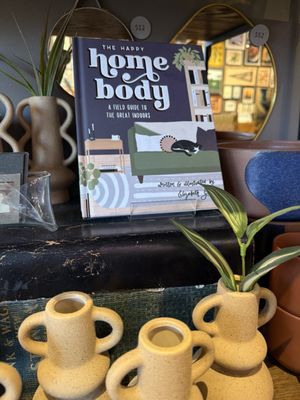 Foursided Card + Gift - On Clark in Lakeview by null